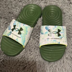 Under Armour Kids Slide Sandals - Forest Green with Patterned Strap